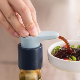 Large Sauce Pump Spout